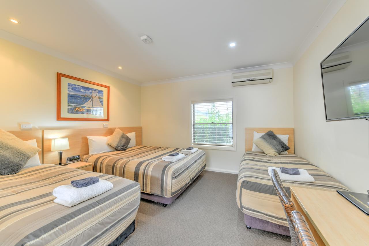 Motel Grande Тамуорт Экстерьер фото